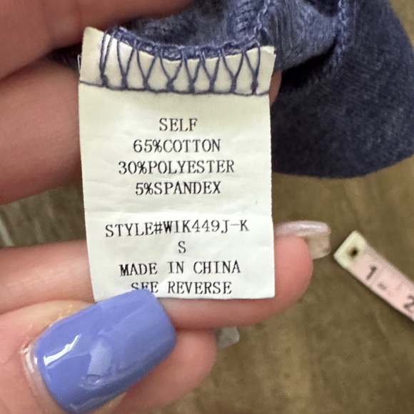 Kittenish Blue Long Sleeve Tee with Gold Accents - Picture 7 of 8